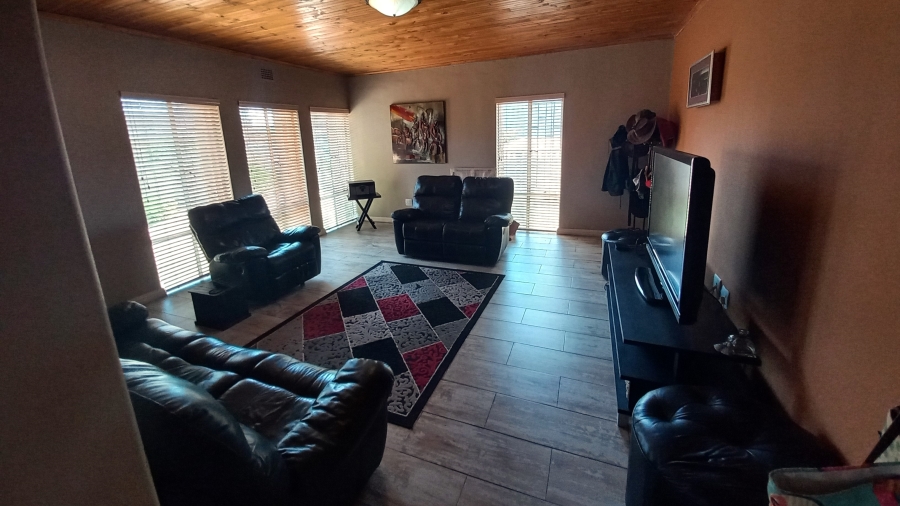 4 Bedroom Property for Sale in Vredenburg Western Cape